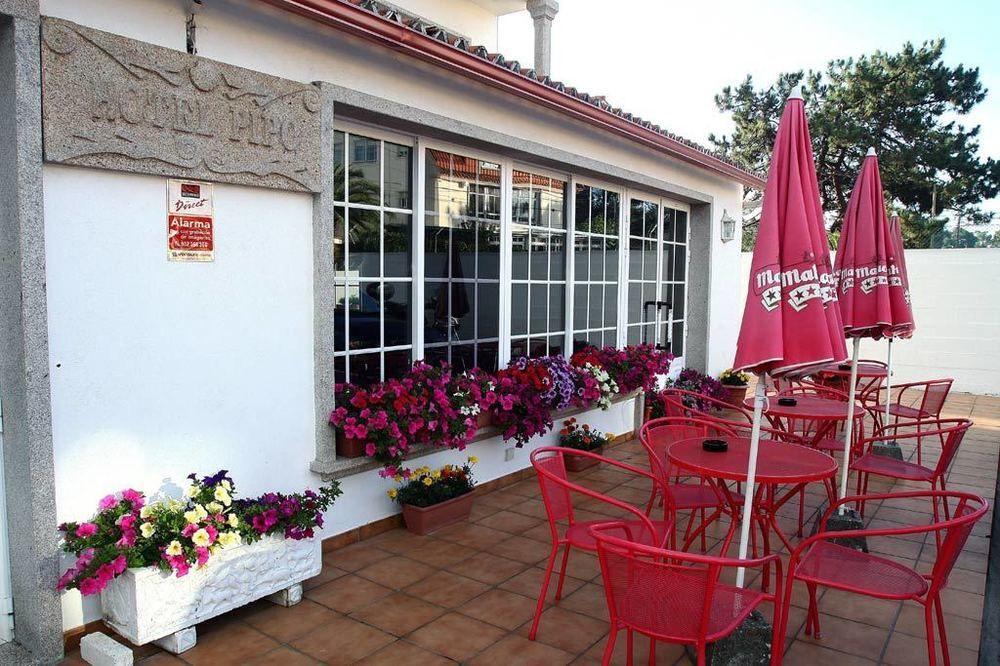 Hotel Pipo Sanxenxo Bagian luar foto