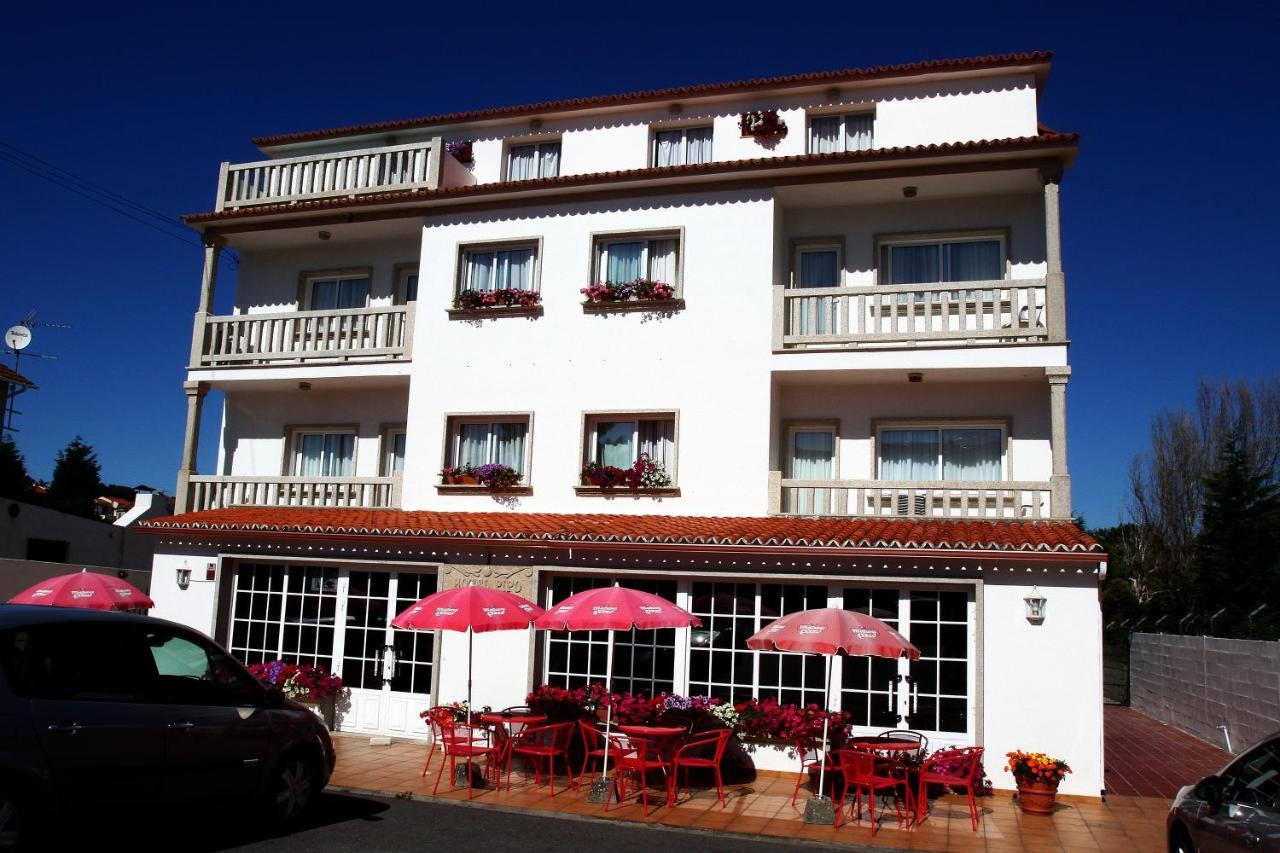 Hotel Pipo Sanxenxo Bagian luar foto